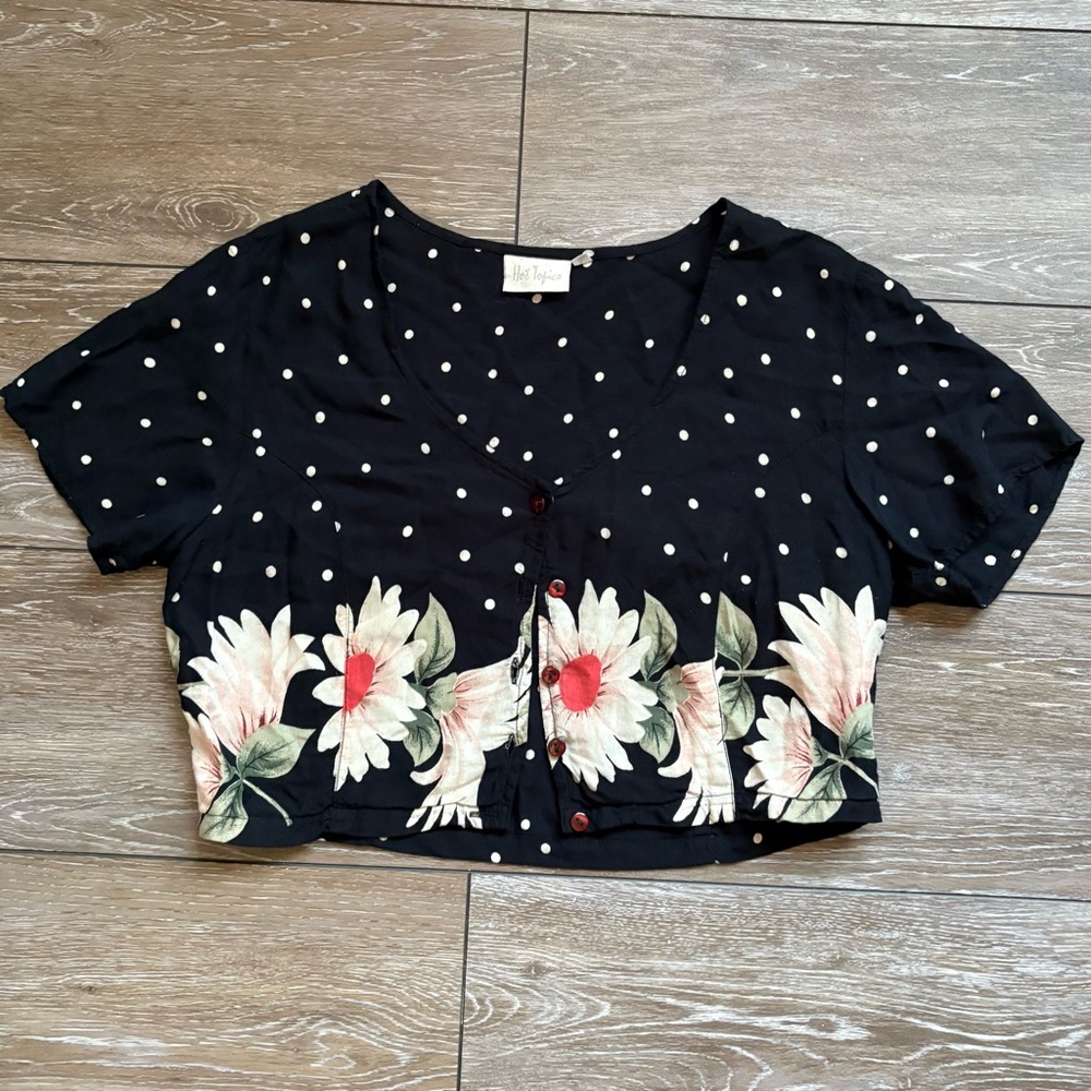 Vintage Hot Topic Black Floral Crop Top